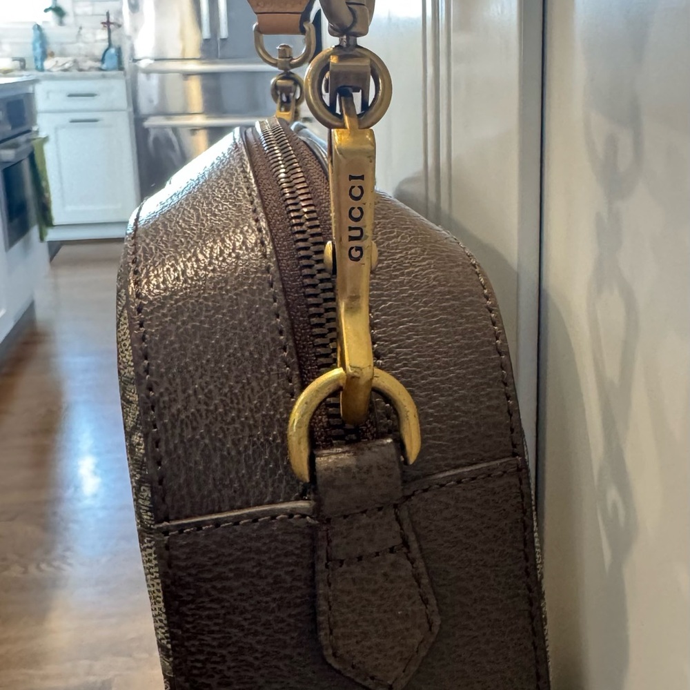 Authentic Gucci Neo Vintage GG Supreme Messenger Bag Camera Bag Crossbody Purse  - Picture 3 of 16